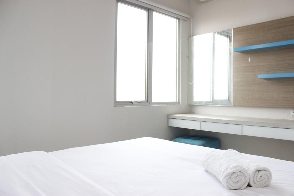 Homey 2BR Apartment at Sudirman Suite