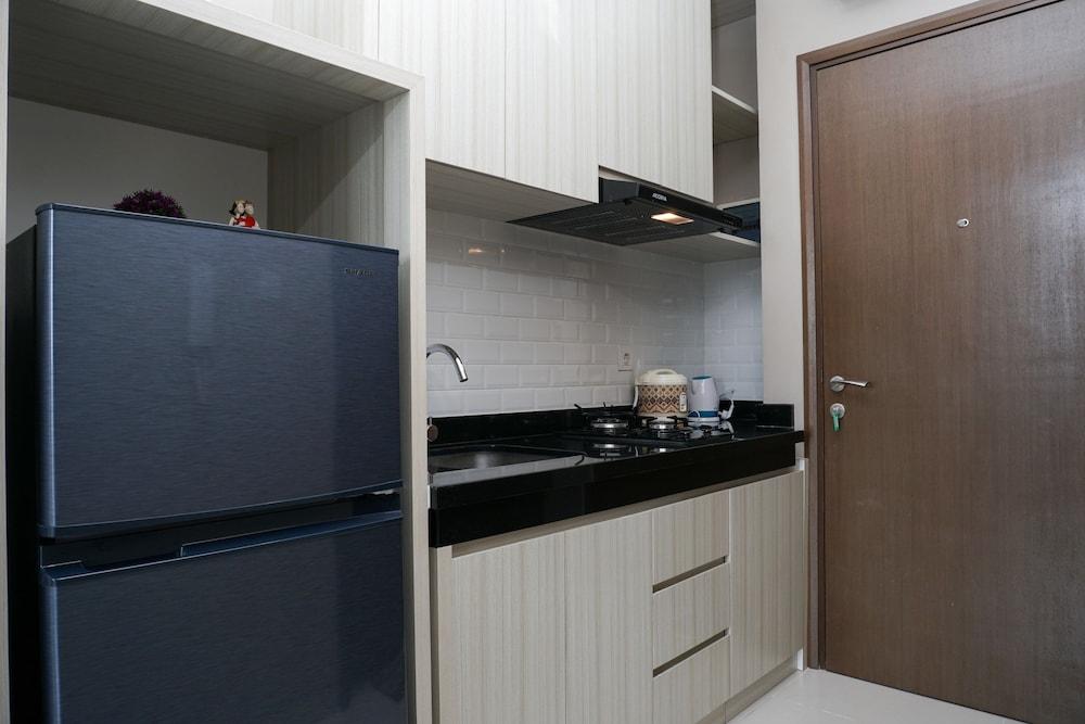 Comfy Studio Ciputra International Apartment