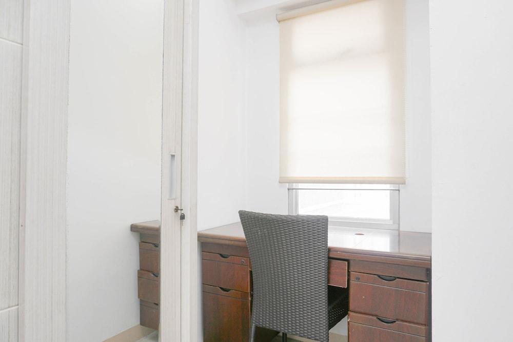 Spacious 2BR Green Bay Pluit Apartment