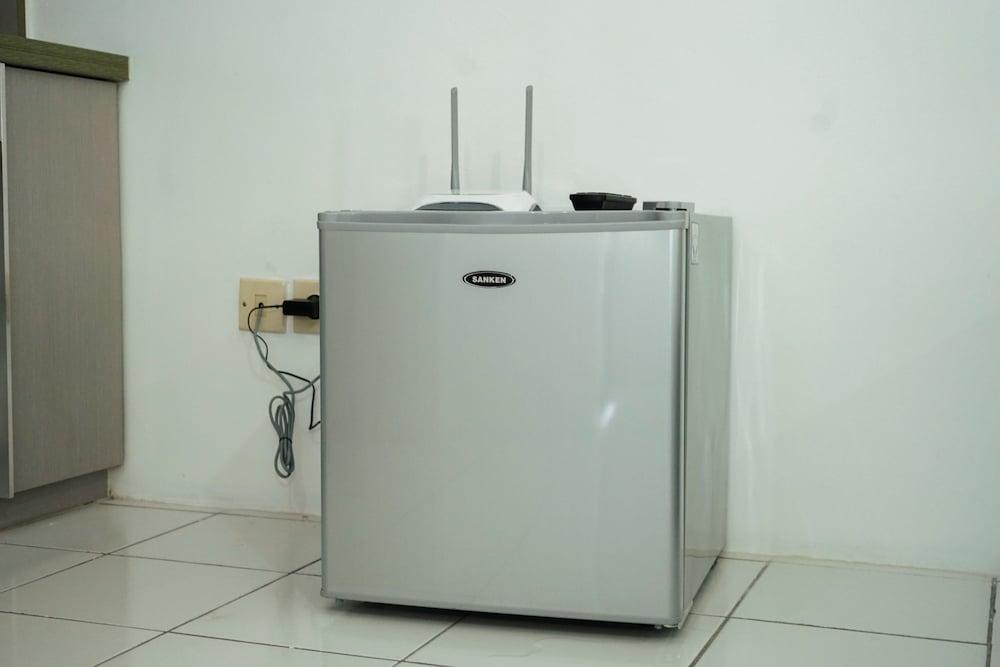 Spacious Studio Room Menteng Square Apartment