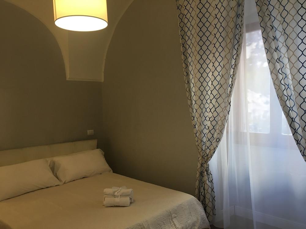 Pierette Guest House