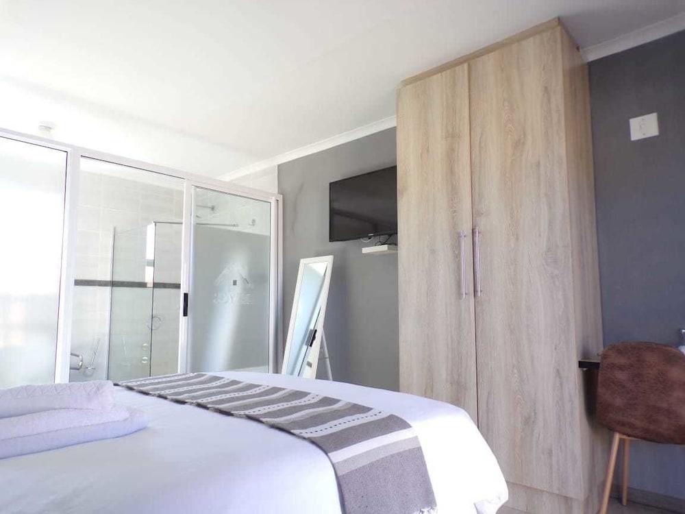 Joy Guesthouse Mabote