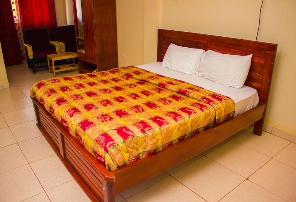 Jinja City Hotel
