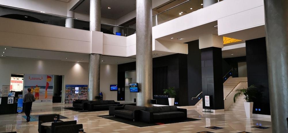 L5 Surfers Paradise Apartment