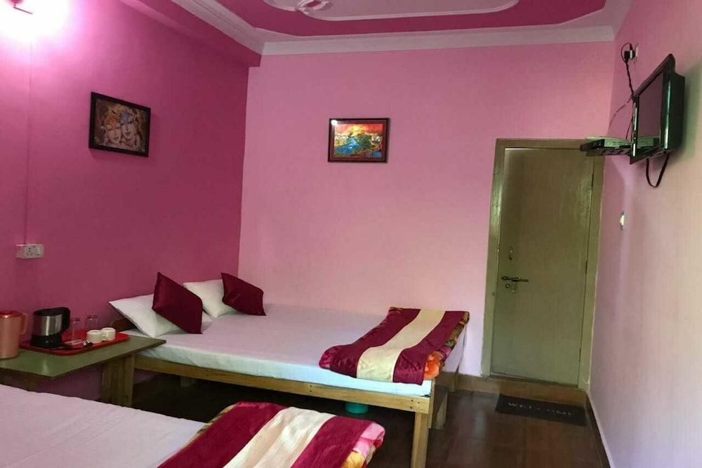 Hotel Riya Residency