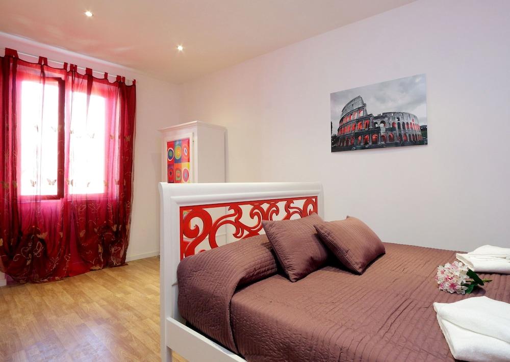 Lucky Domus Appio apartment