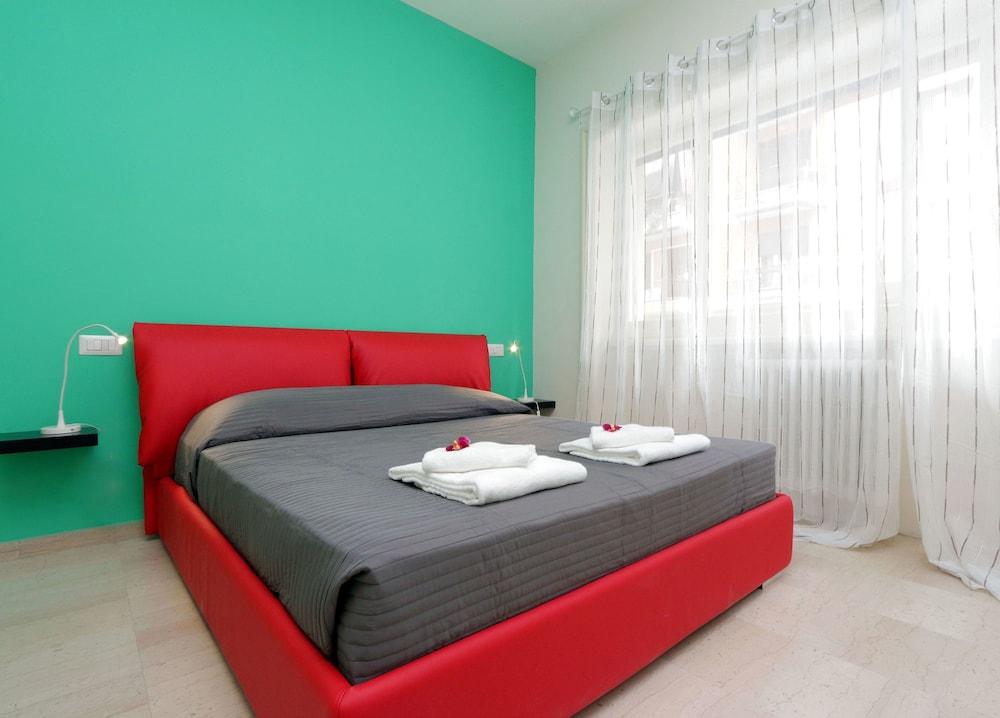 Lucky Domus Vatican apartment