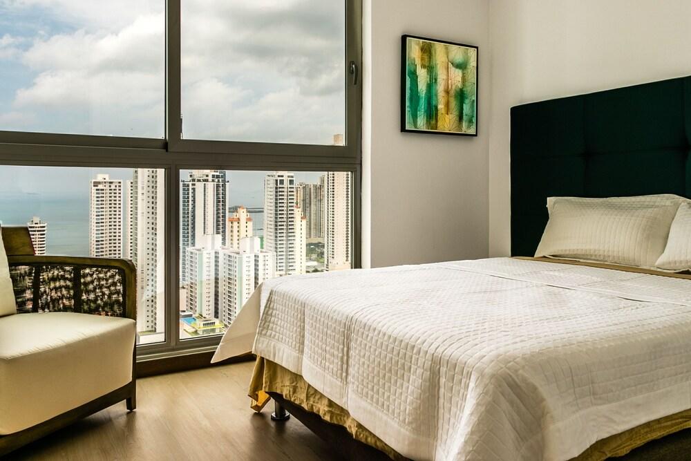 Full Apartment Ocean View