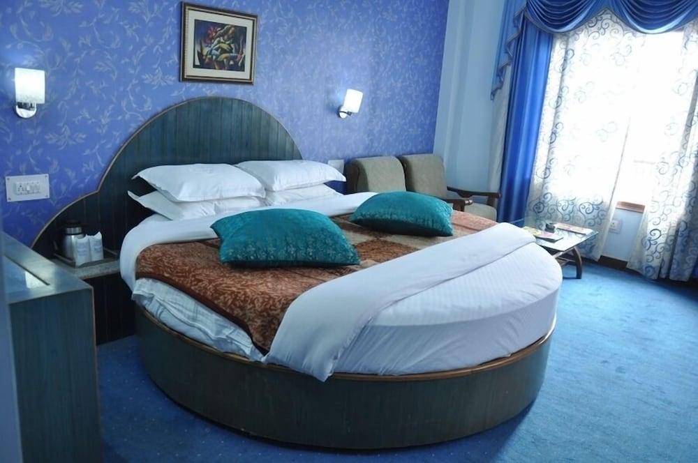 The Royal Regency Manali