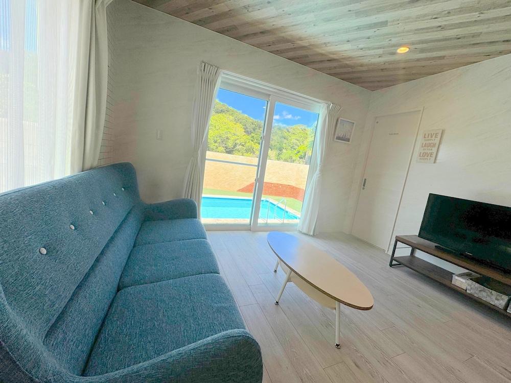 Grandioso Okinawa Pool Villa Onna 6