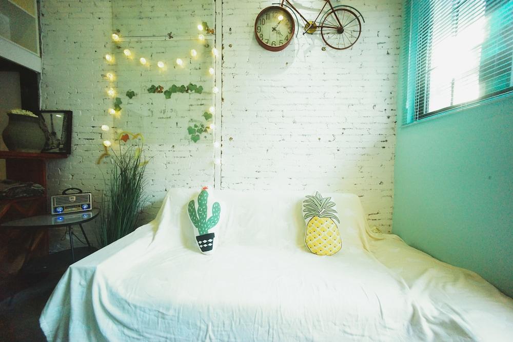 No.9 Mediterranean House