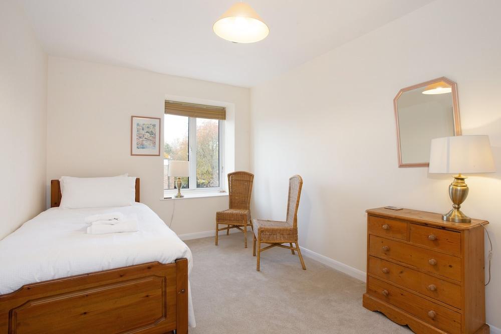 Flat 11 Cossack Lane House