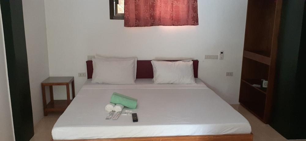 Jalyn's Resort & Restaurant