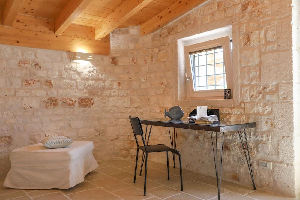 TD Trulli della Magnolia Trulli w/ Amazing Garden