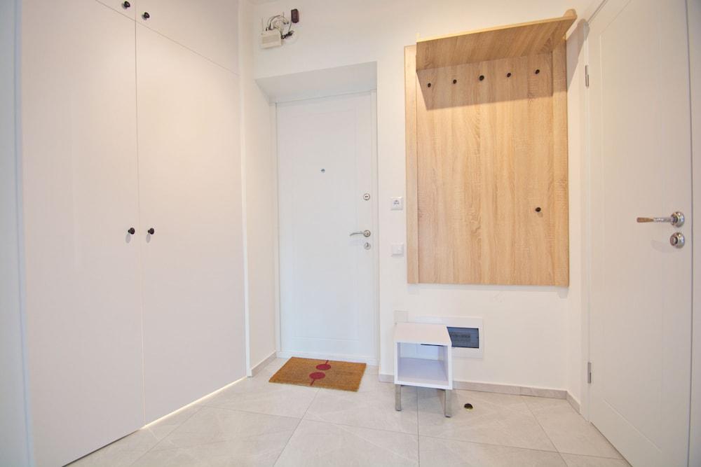 iRent.by Minsk Vogue