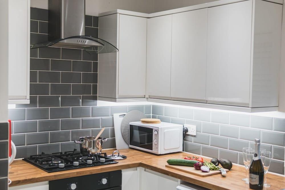 Town Street Apartment