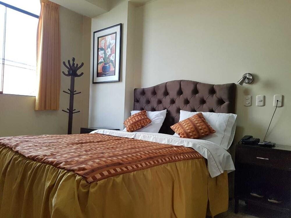 Suites Hotel Jose Felix