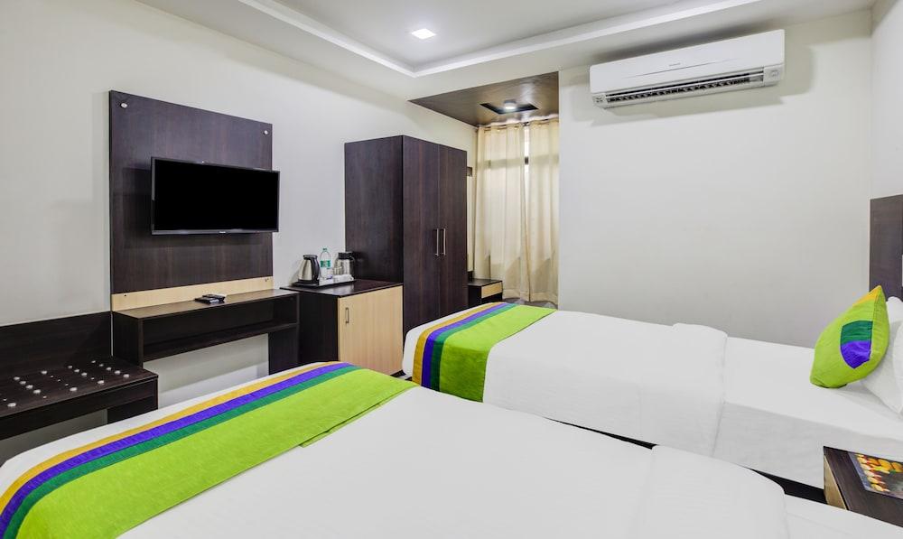 Treebo Trend Royal Dizire