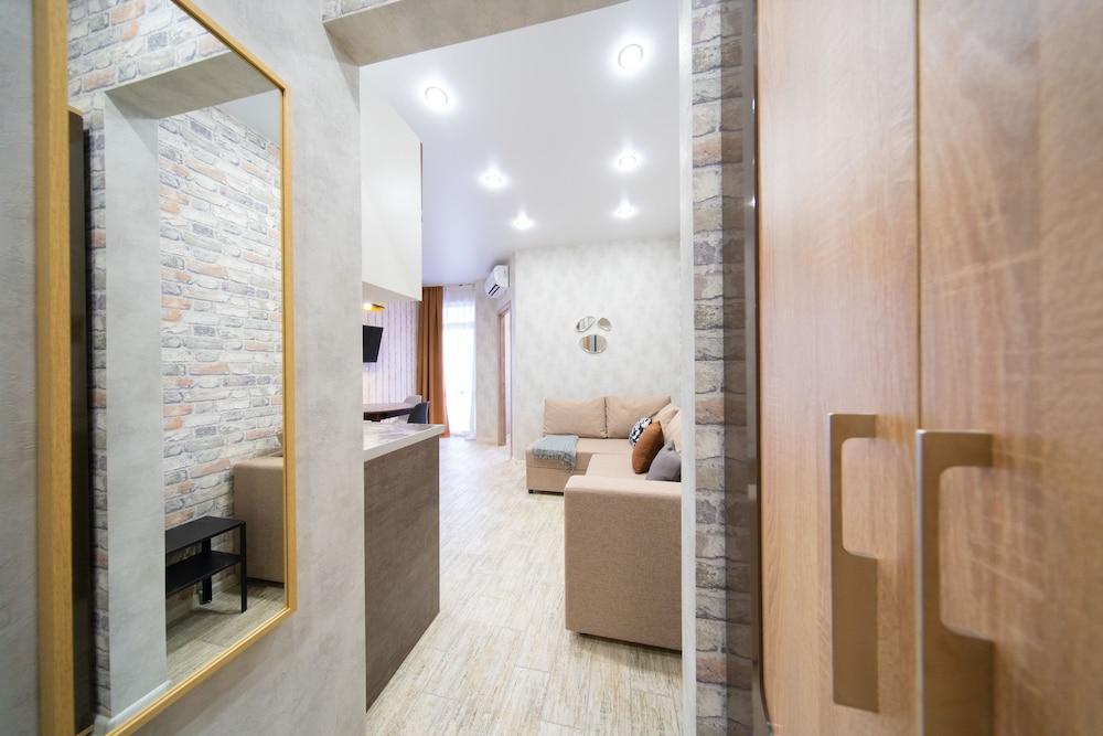 More Apartments na GES 5 - 4