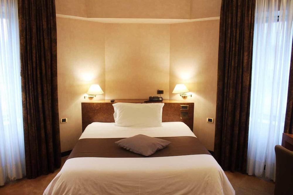 Hotel De La Ville Avellino