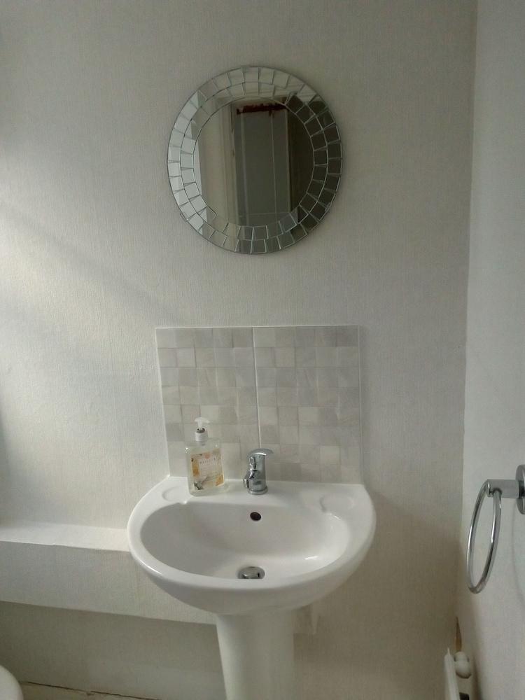 Rooms in Guildford Surrey