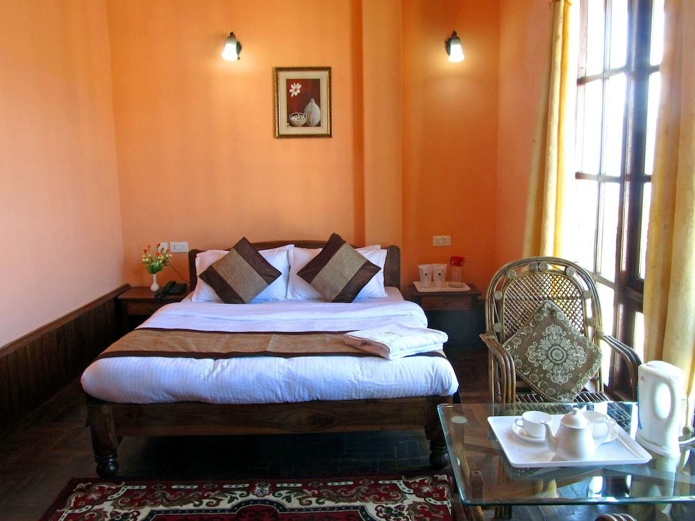 Retreat Alpine Crest