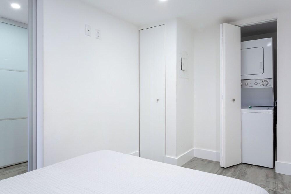 Ocean View Condo With Gorgeous Miami Sunset