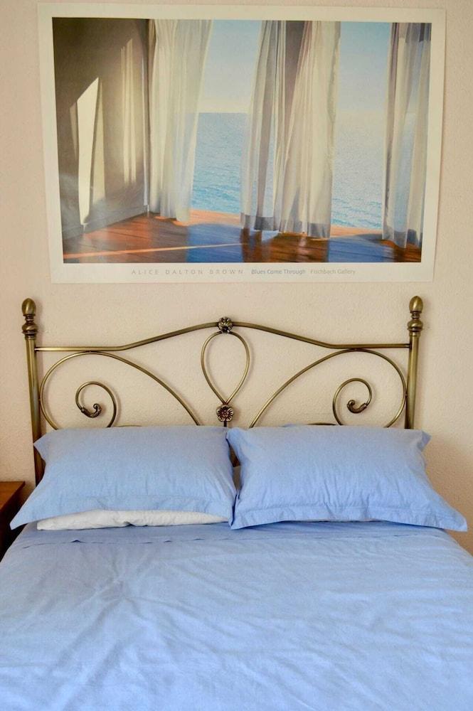 Central and Homely One Bedroom Flat