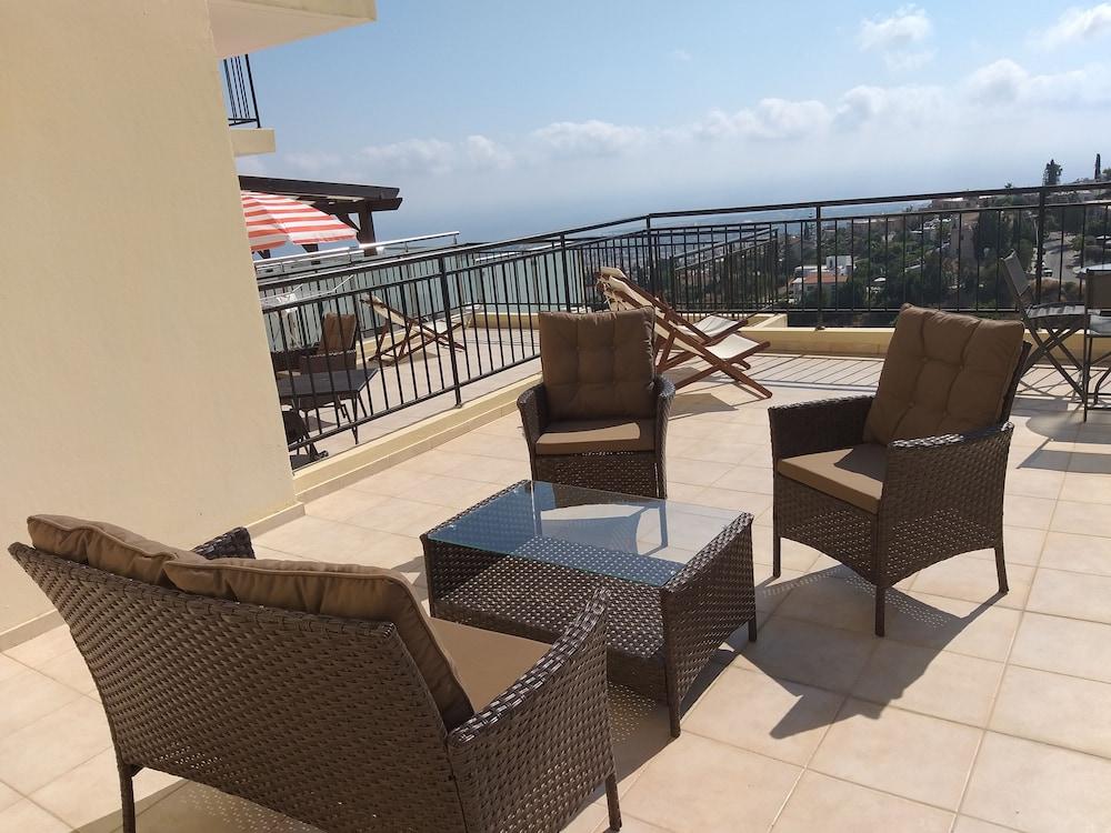 Panoramic Holidays Deluxe 8