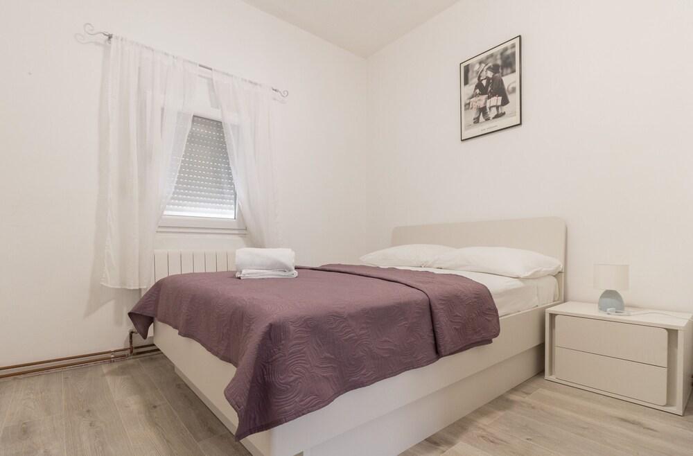 Romantic apartment Katarina