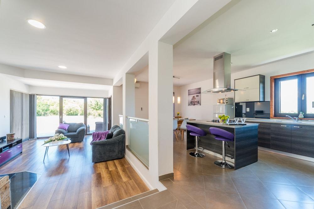 Villa Maslina with Private pool