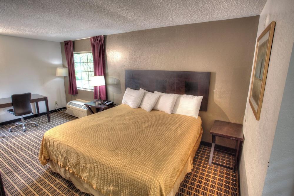 Ameriview Inn and Suites