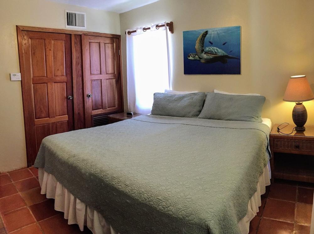 Tradewinds Paradise Villas