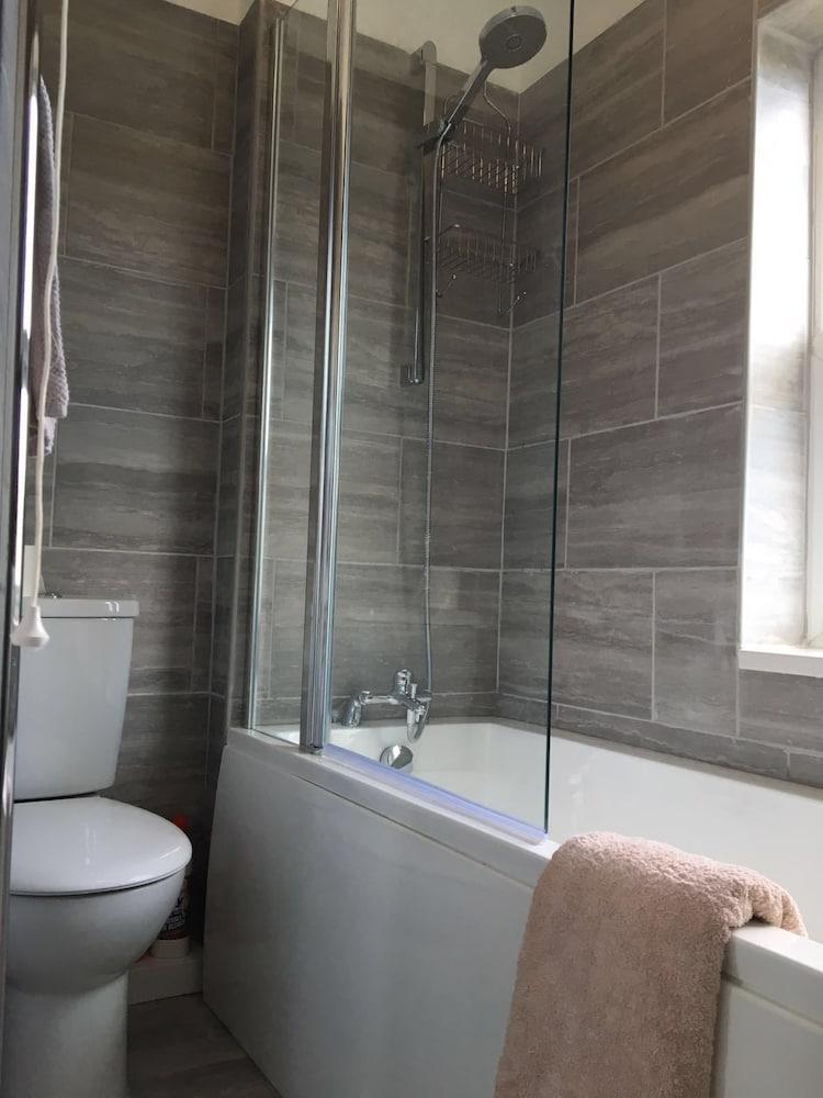 Crewe Rooms @ 97 Edleston Road