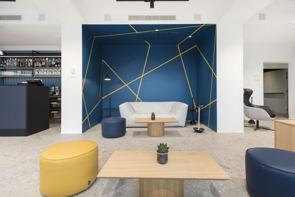 Hoody Active & Happiness Hotel