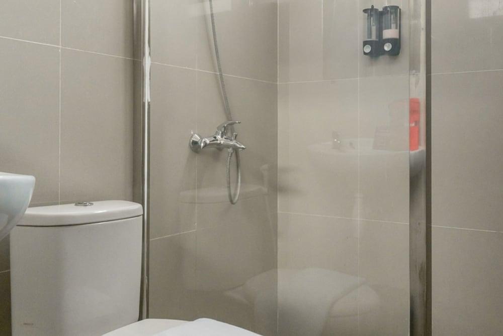 RedDoorz @ Soekarno Hatta Indah