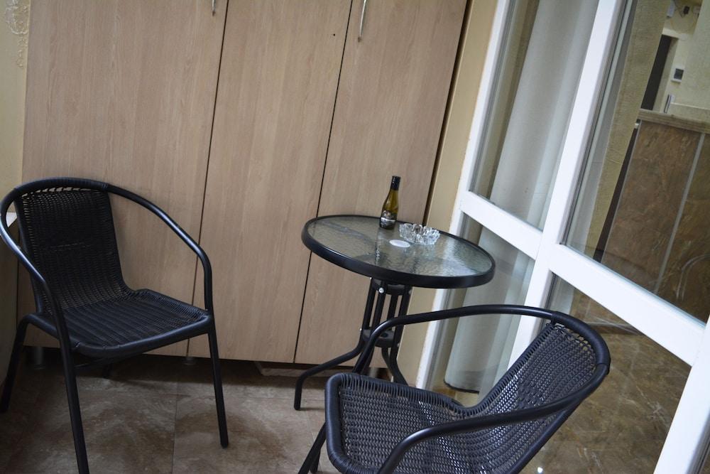 Apartment on Ingorokva St. 19