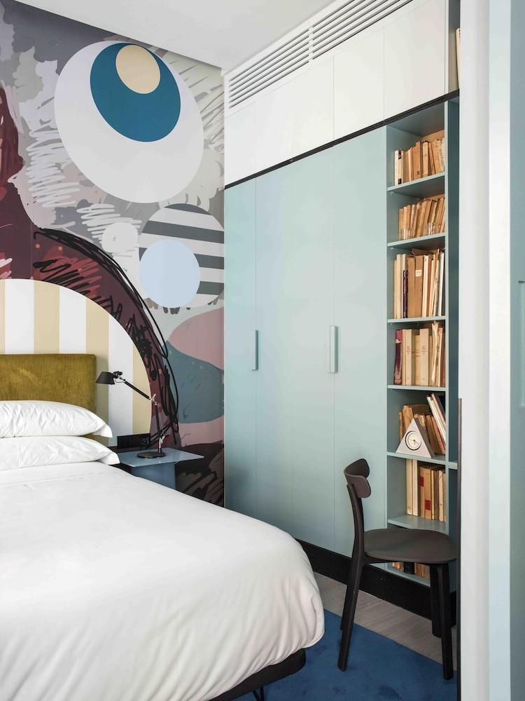 Amor de Dios 17 Luxury Suites