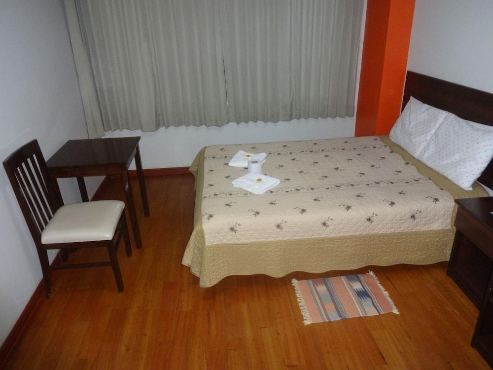 Balcones del Titicaca 2