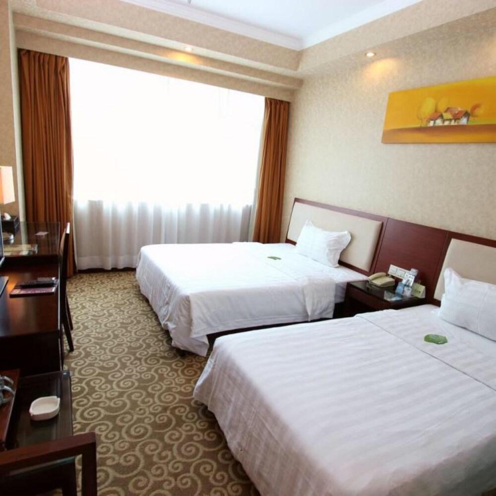 Shenzhen Caiwuwei Hotel