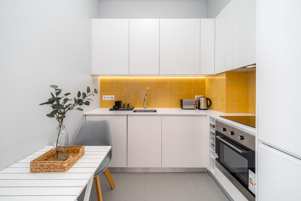 Nomad's Bracara Augusta Collection