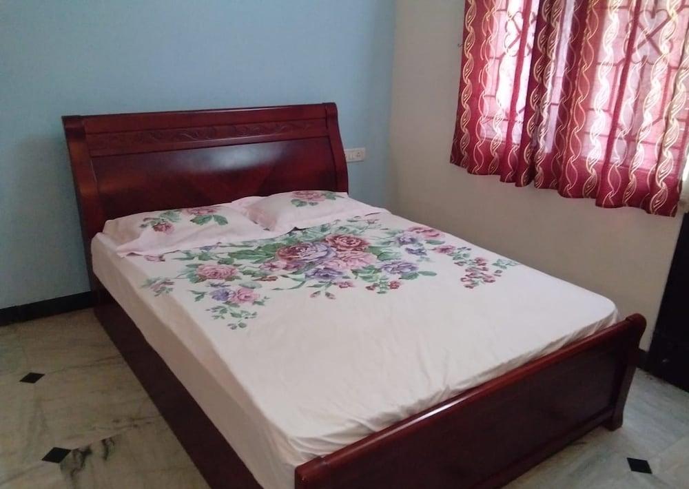 Maxiprime Hotels Panaiyur