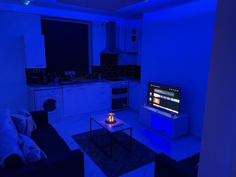 Empreo Serviced Apartments