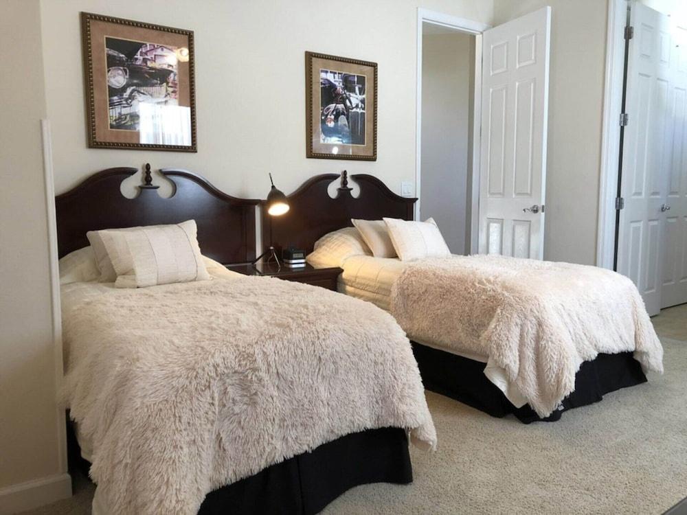 Villa in Reunion Resort 1284