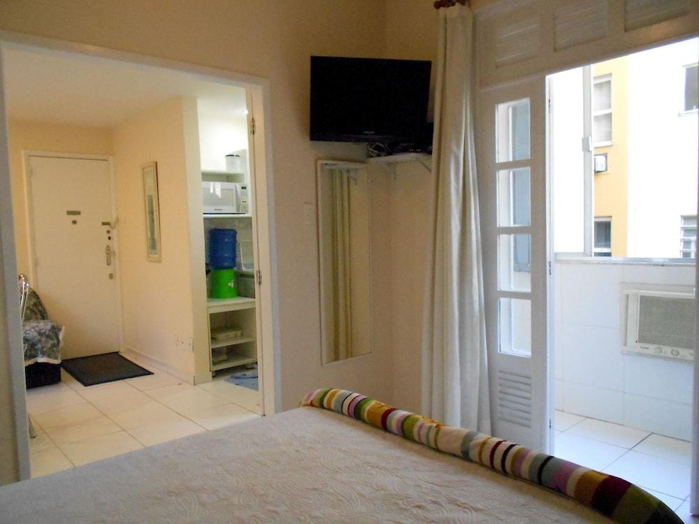 Gohouse - Clara 1004