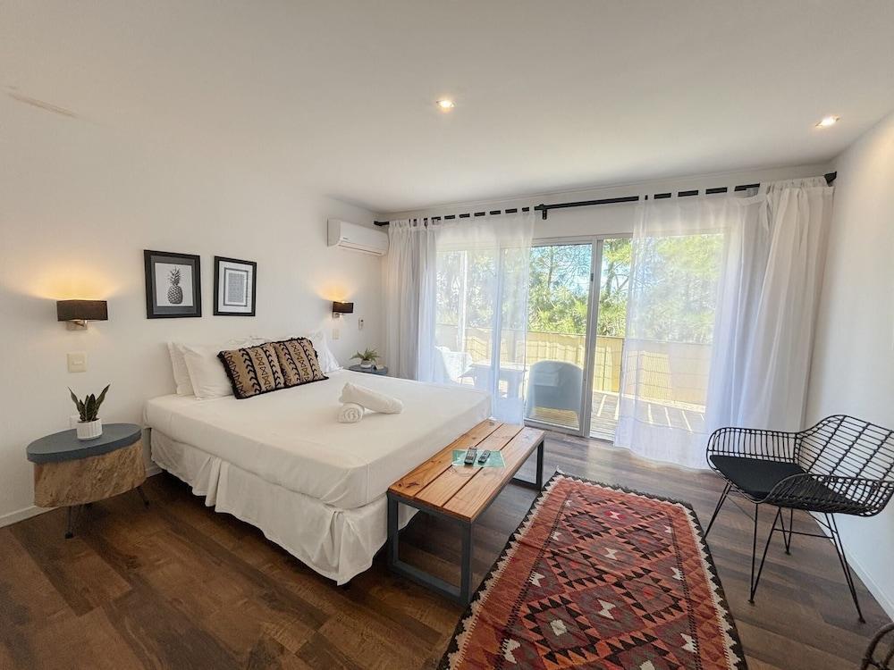 La Bonita Suites Punta Colorada