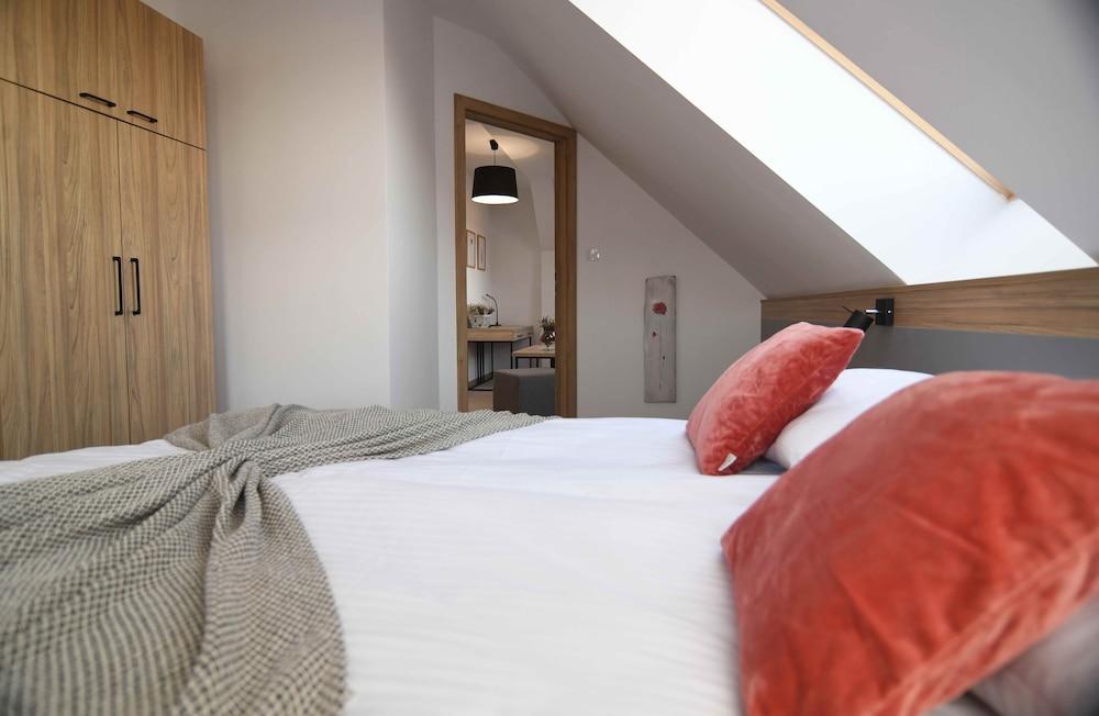 Dworzysko Hotel & Restaurant