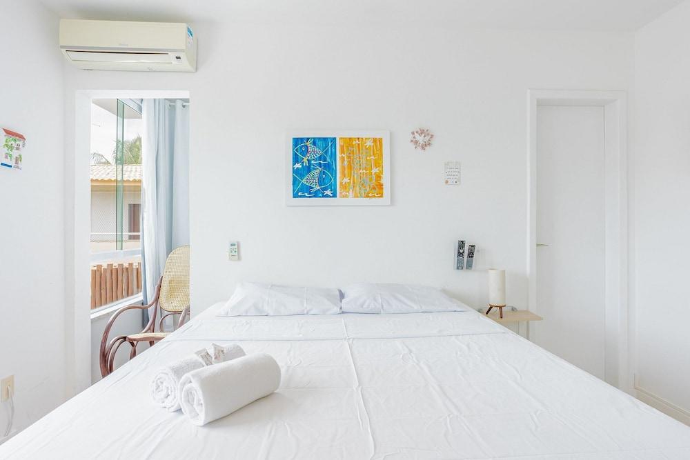 GB01 Excelente Casa 4 Suítes - Guarajuba