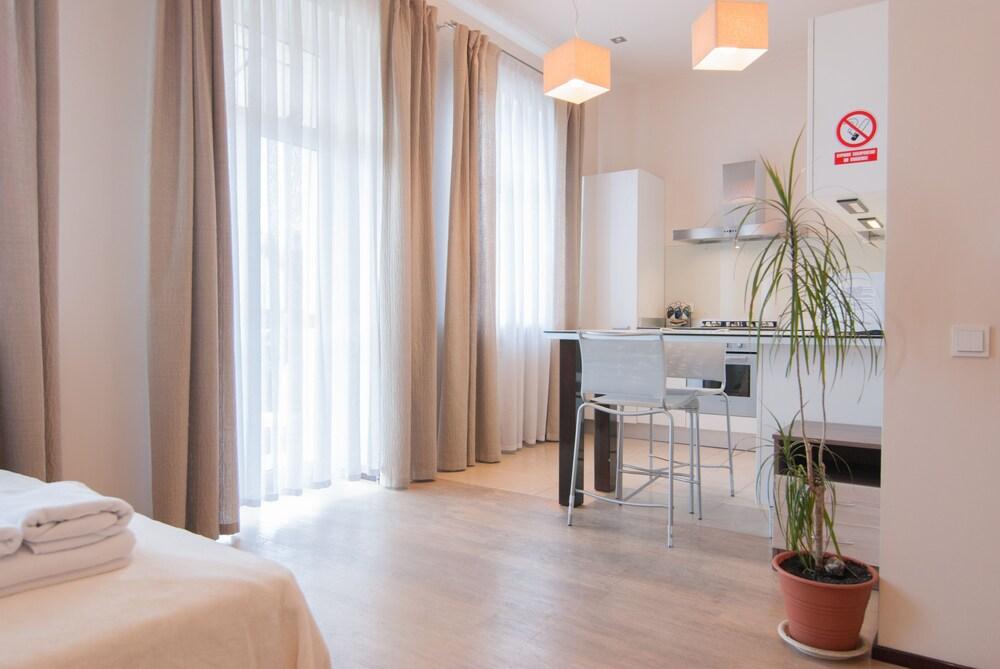 Home-Hotel Lysenko 3