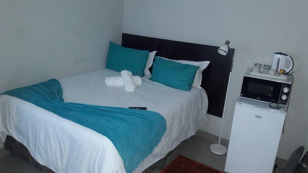 Green On Minni Guest House